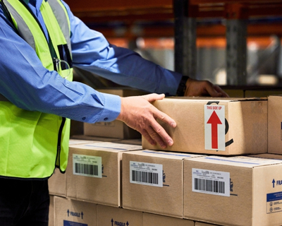 Handling & repacking service
